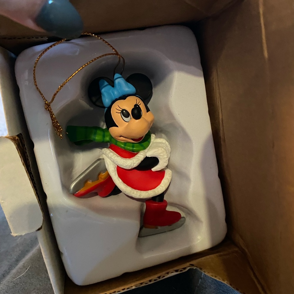 Minnie Mouse Disney ornement - Picture 3 of 4